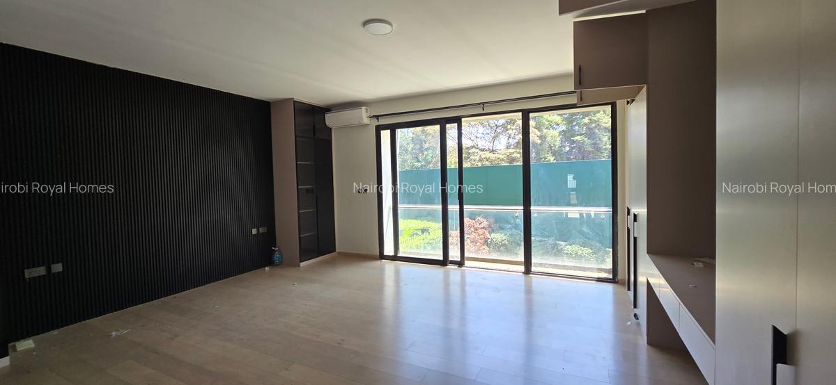 5 Bed Townhouse with En Suite at Lavington Green - 14