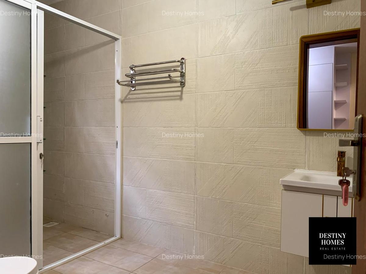 4 Bed Townhouse with En Suite in Karen - 10