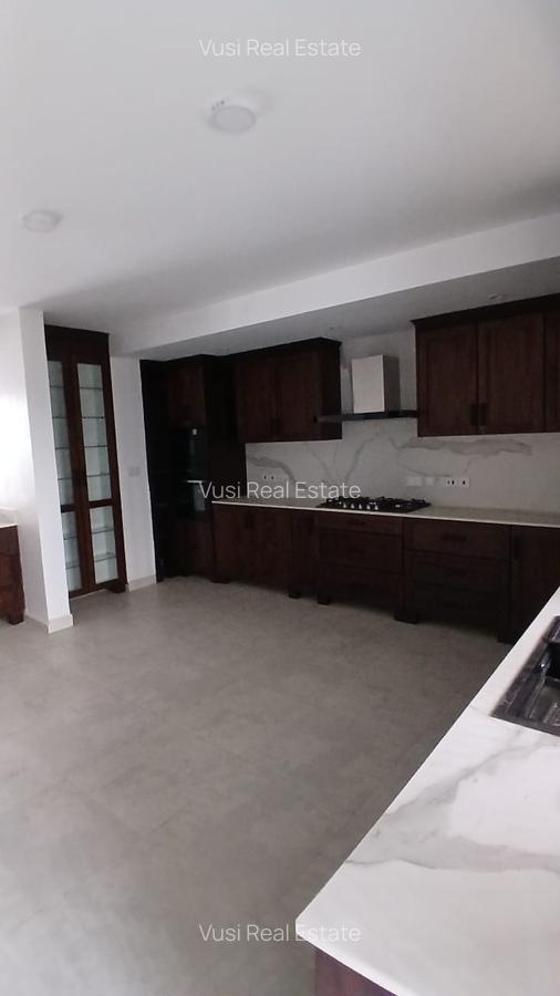 5 Bed Apartment with En Suite in Kileleshwa - 8