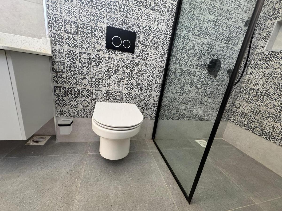 4 Bed Townhouse with En Suite at Membley Estate - 17
