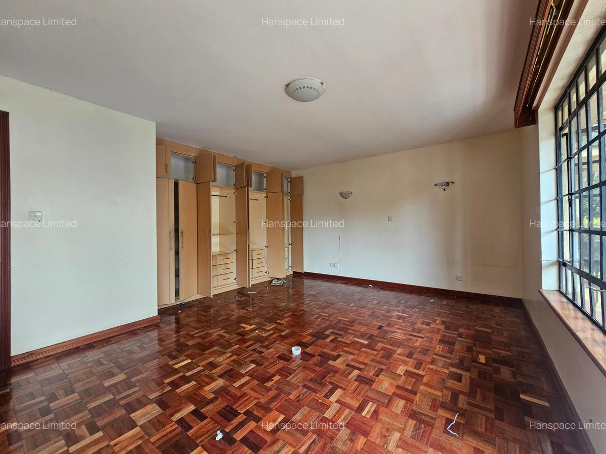 5 Bed Townhouse with En Suite in Kileleshwa - 13