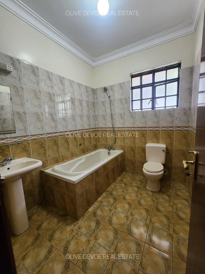 4 Bed Townhouse with En Suite in Kileleshwa - 4