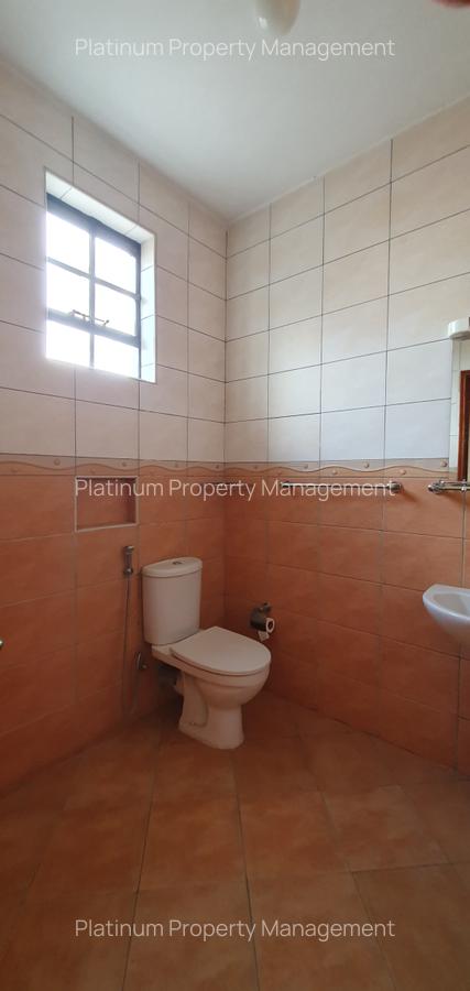 4 Bed Apartment with En Suite at 2Nd Parklands Avenue - 9