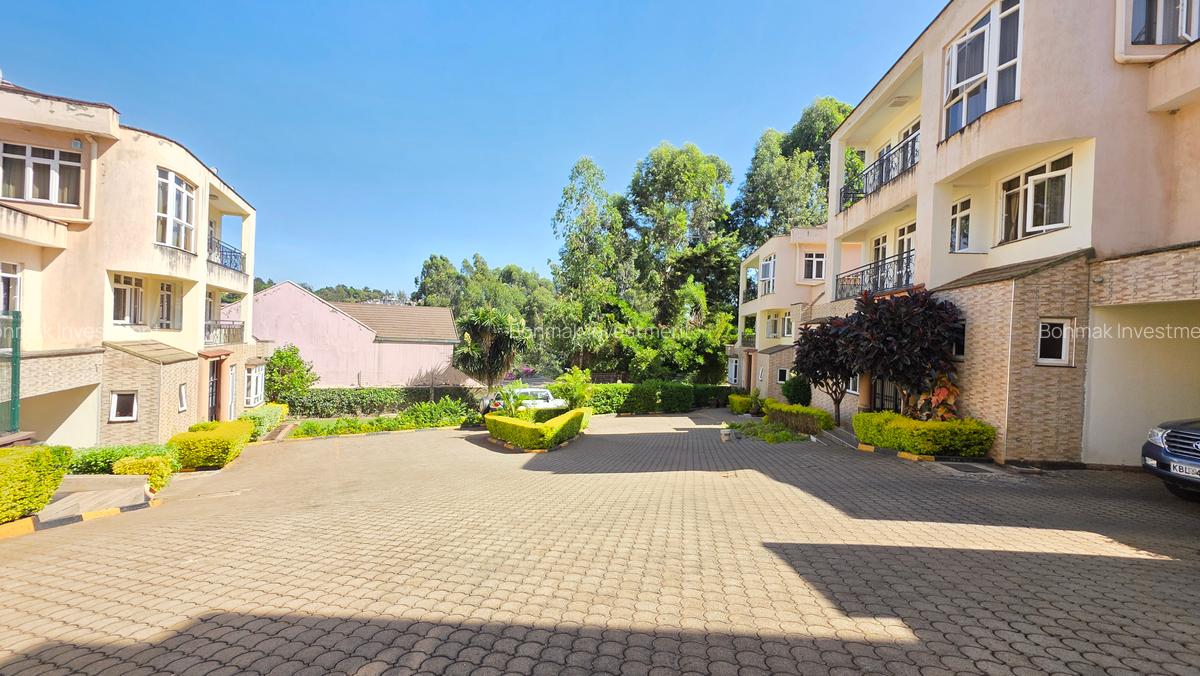 5 Bed Townhouse with En Suite at Chalbi Drive - 2