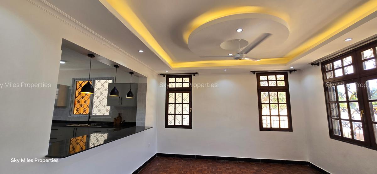 4 Bed Villa with En Suite at Serena - 19