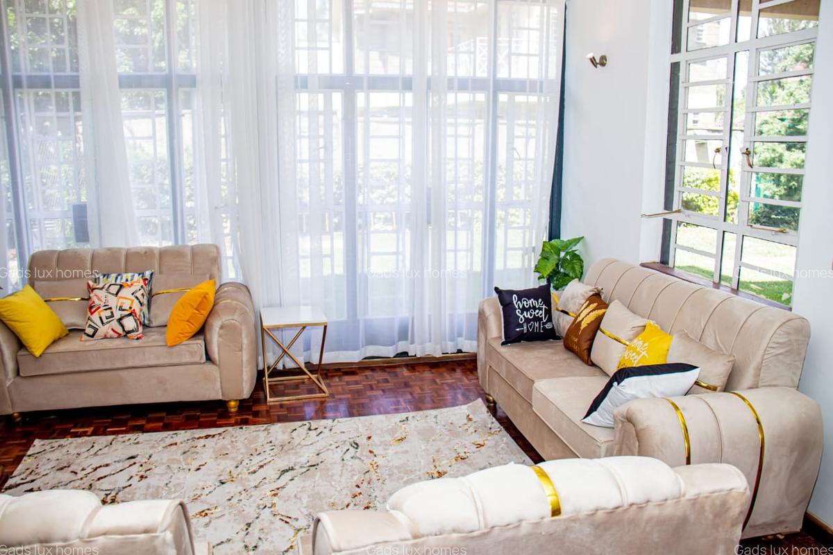 5 Bed Villa with En Suite at Runda - 10