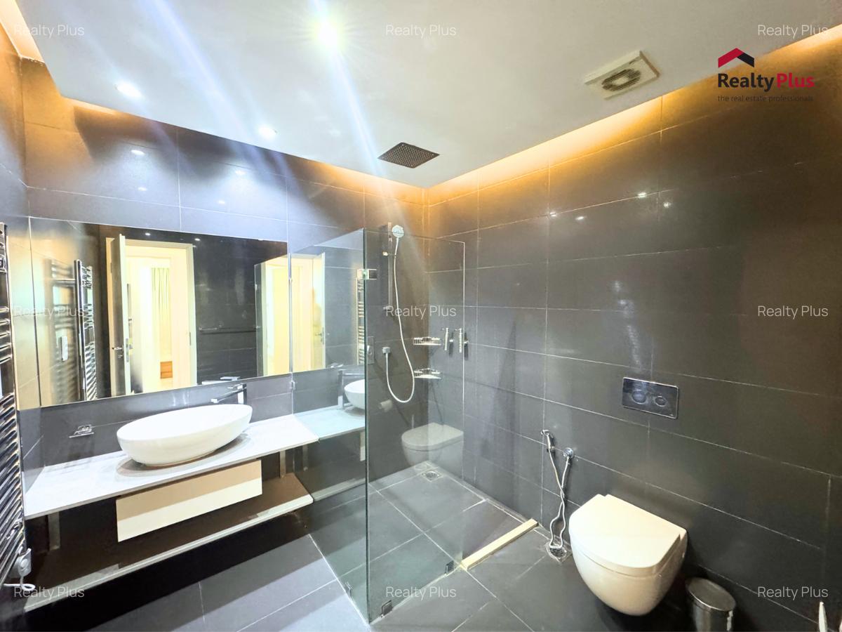 Serviced 1 Bed Apartment with En Suite at Le Marc - 9