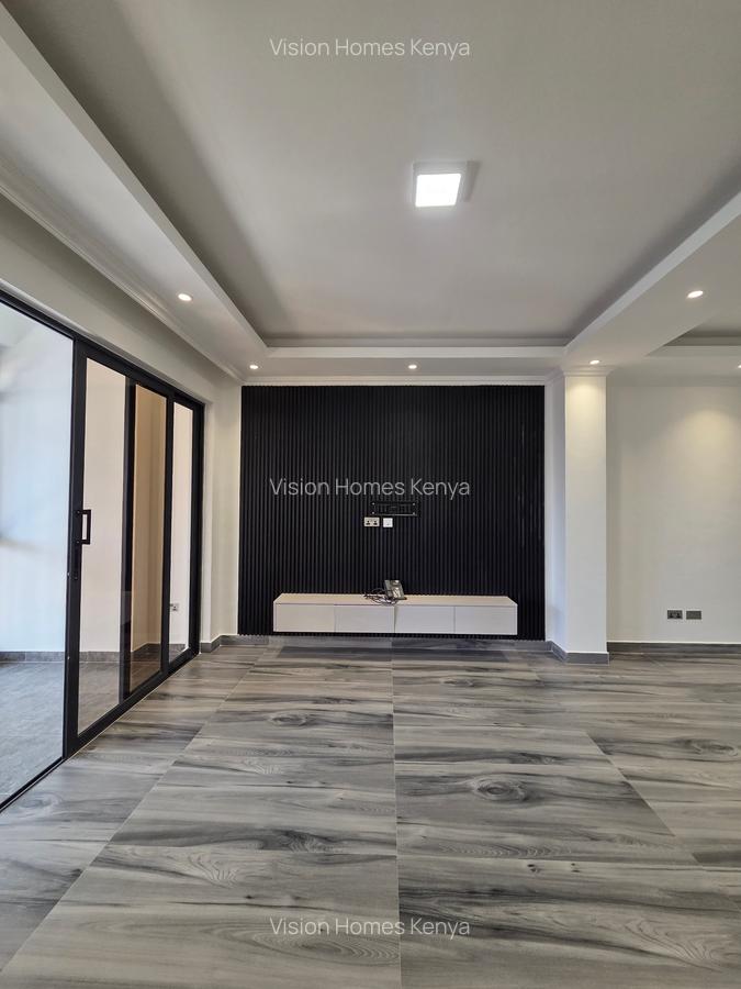 1 Bed Apartment with En Suite in Brookside - 5