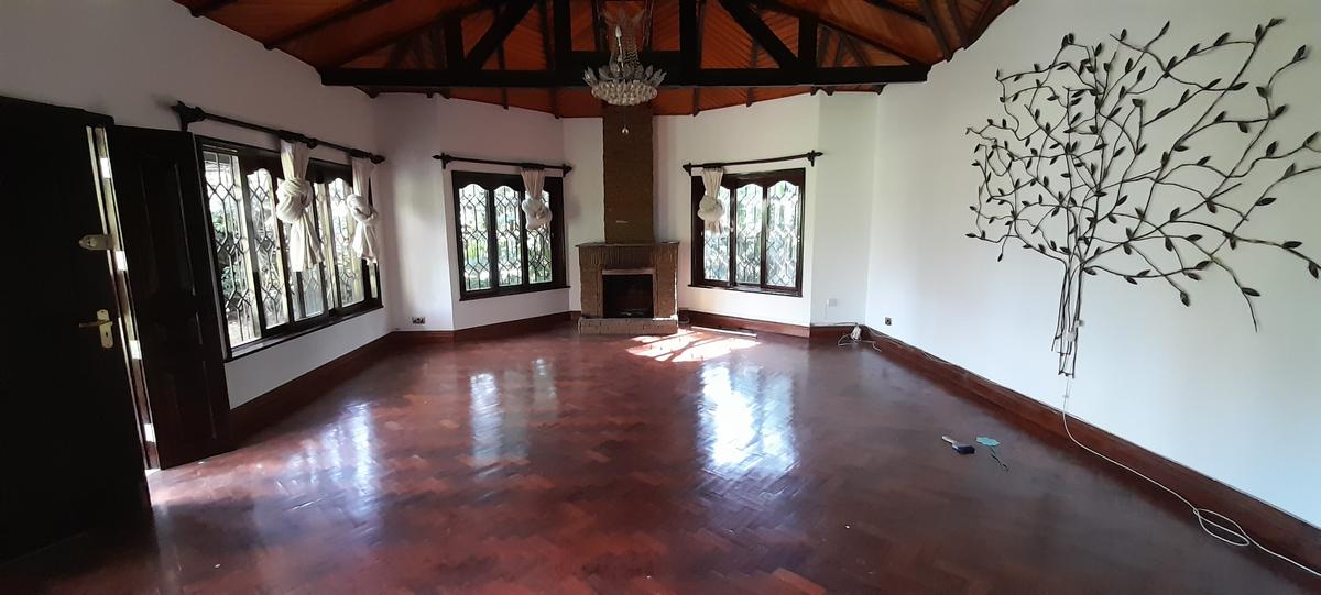 6 Bed Townhouse with En Suite at Kitisuru - 2