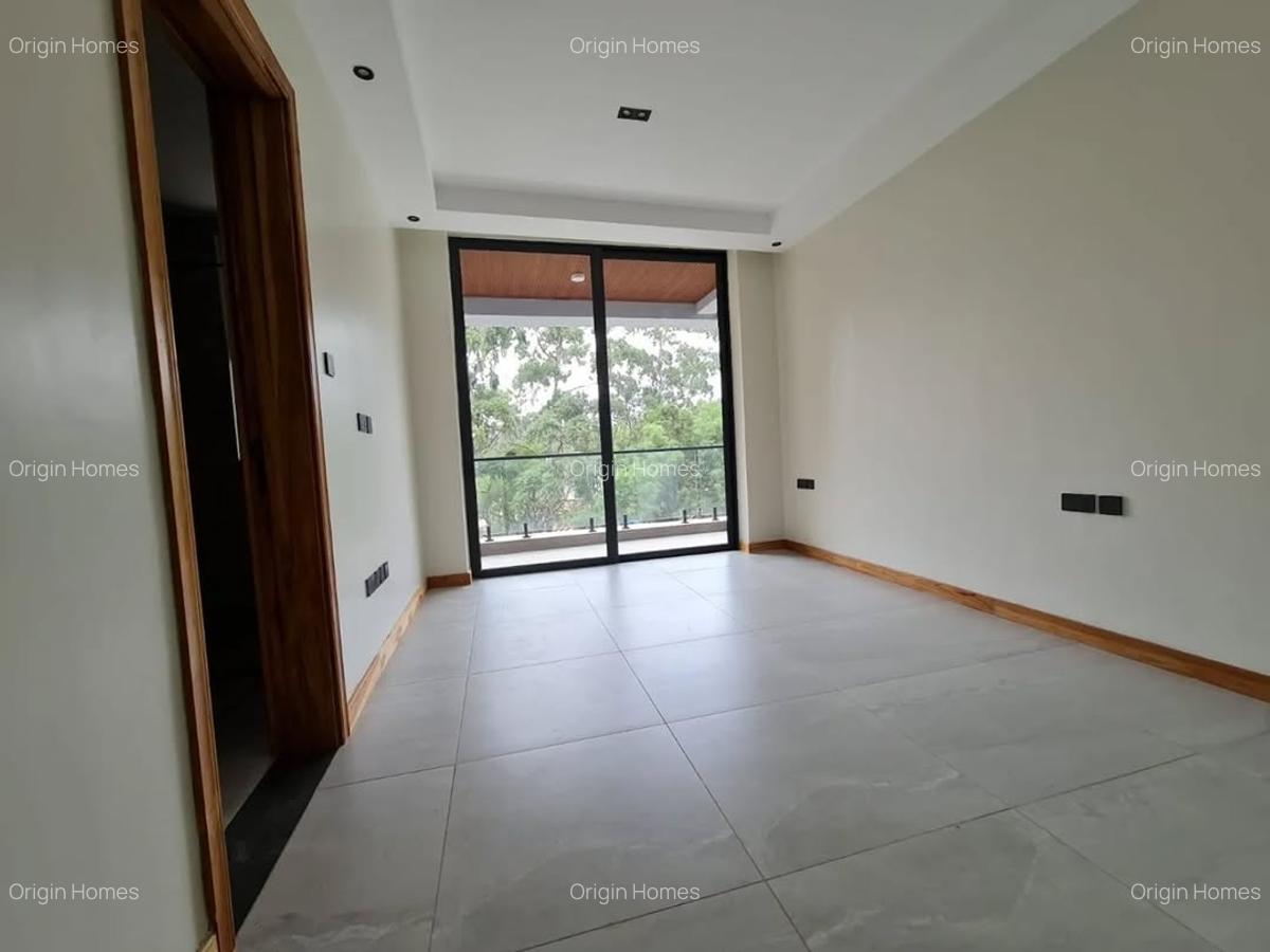 3 Bed Apartment with En Suite at Peponi Road - 12