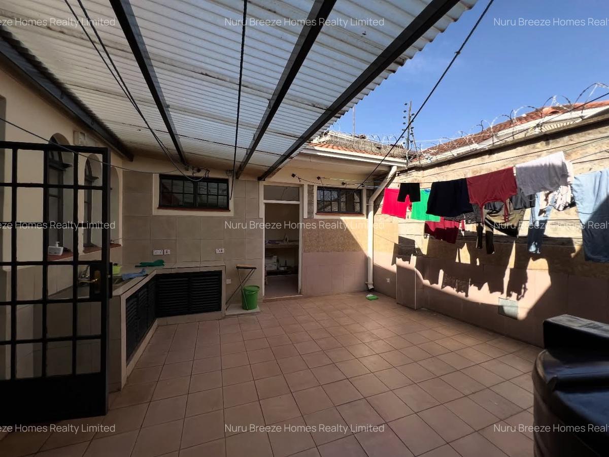 4 Bed Townhouse with En Suite in Westlands Area - 13