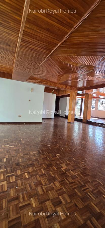 5 Bed House with En Suite at Faith Avenue - 15