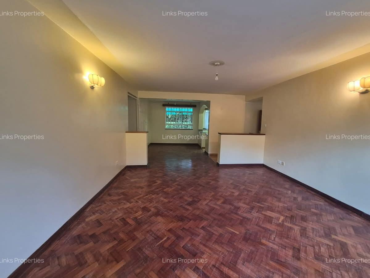 2 Bed Apartment with En Suite at Hardy Area - 16