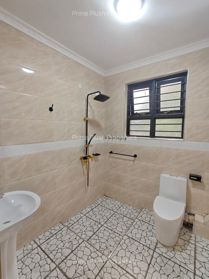 5 Bed House with En Suite in Karen - 9