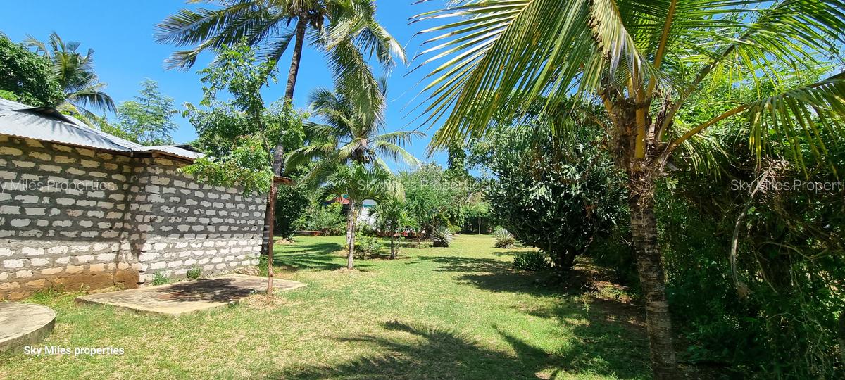 4 Bed House with En Suite at Kikambala - 8