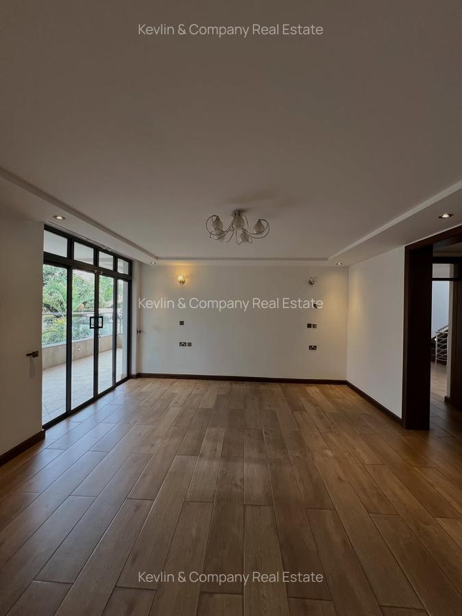 5 Bed Townhouse with En Suite in Lavington - 5