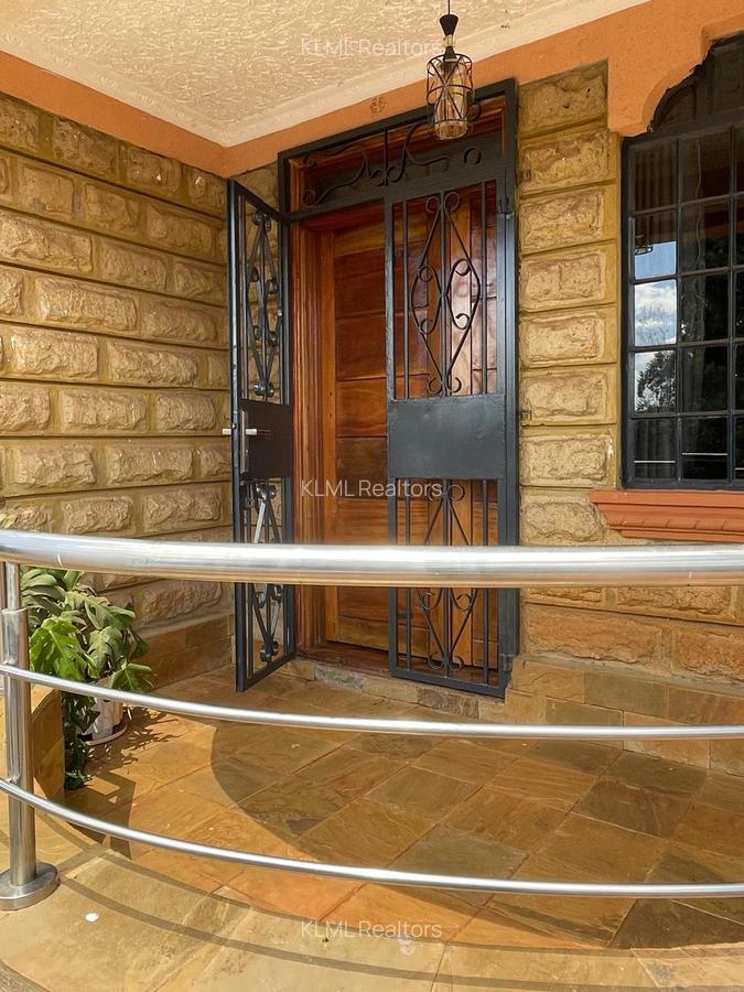4 Bed Townhouse with En Suite at Kihumo Regen - 9