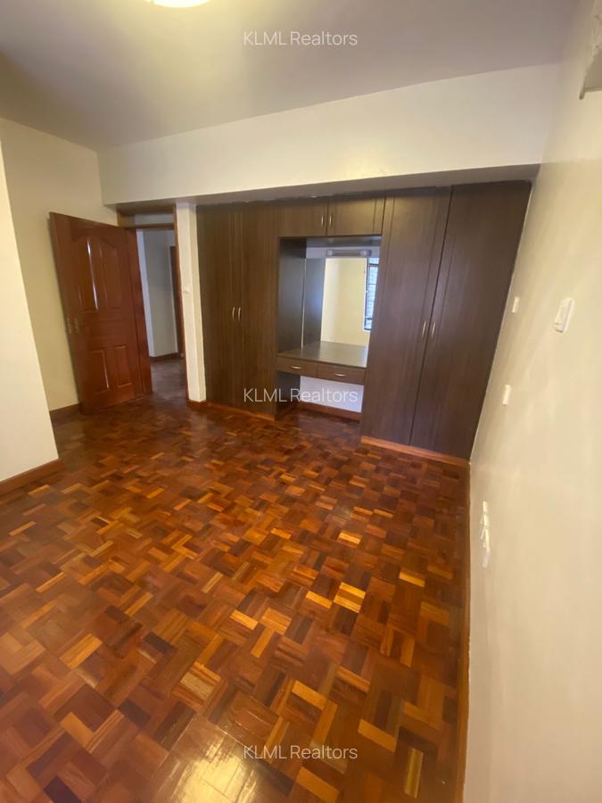 2 Bed Apartment with En Suite at Kindaruma Road - 3