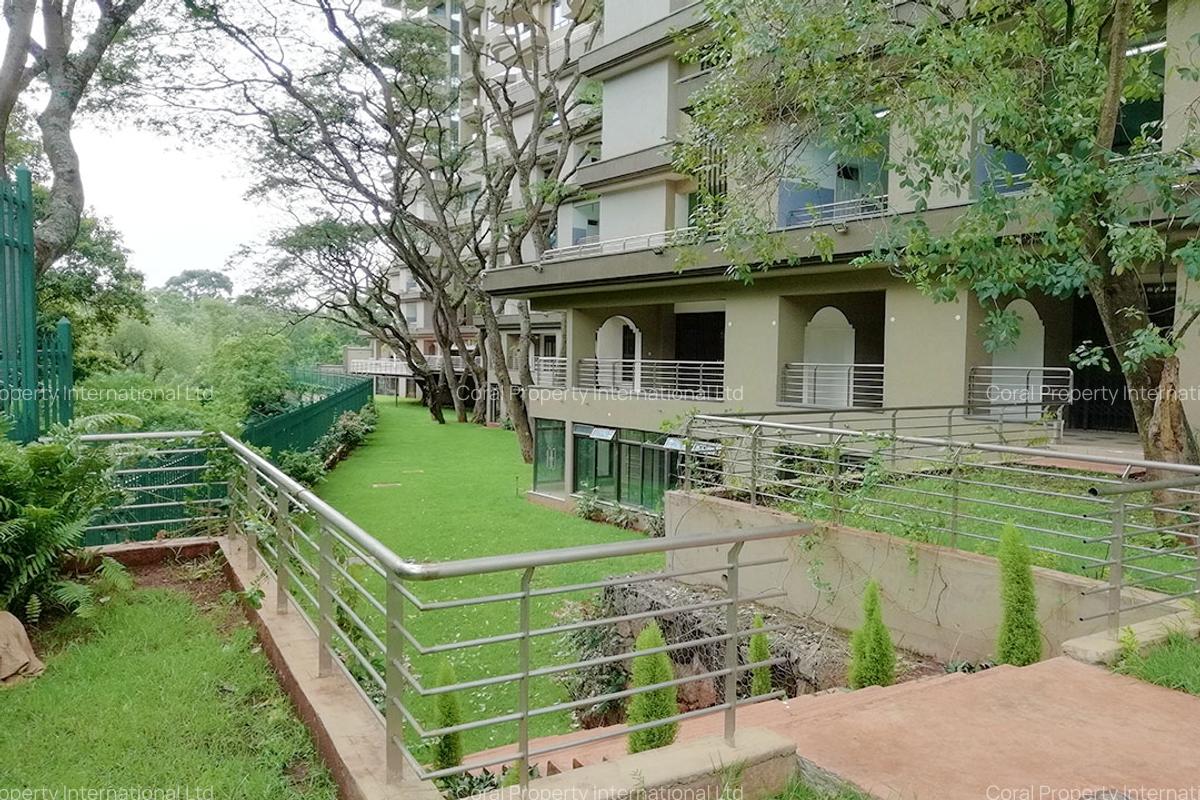 3 Bed Apartment in Parklands - 17