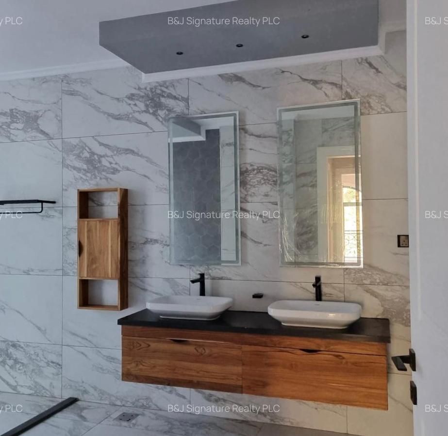 5 Bed Villa with En Suite in Loresho - 4