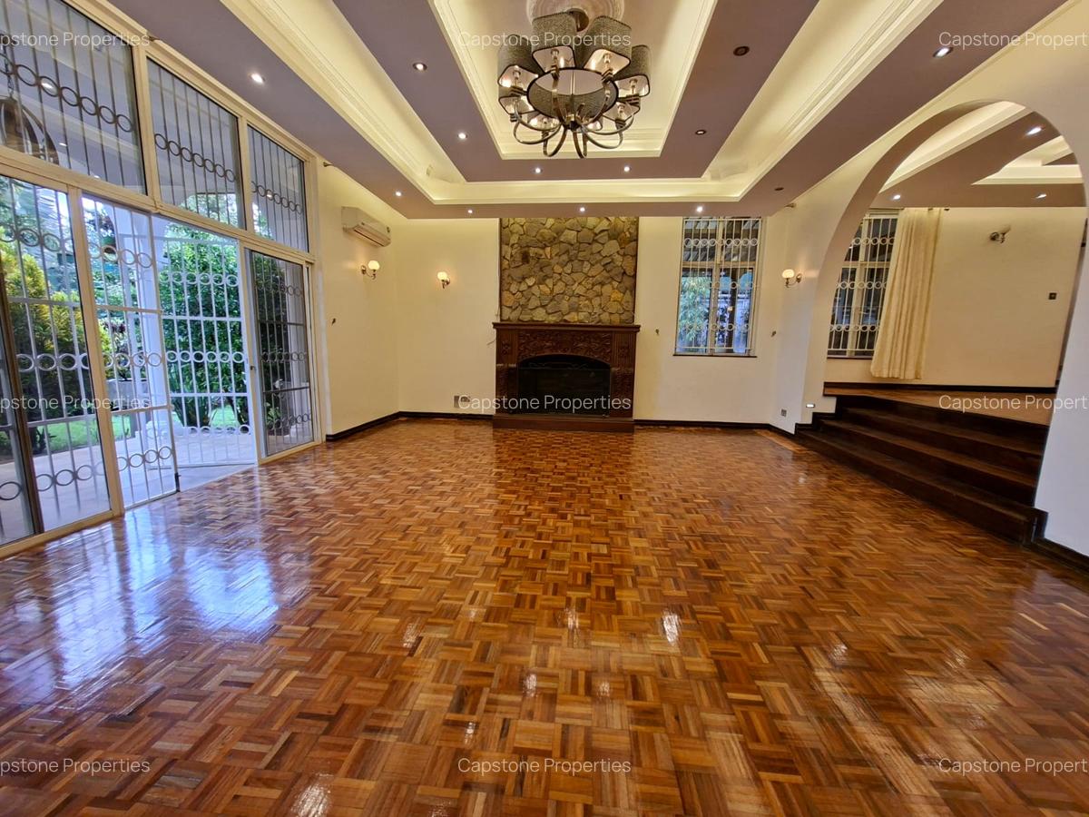 4 Bed House with En Suite in Runda - 10