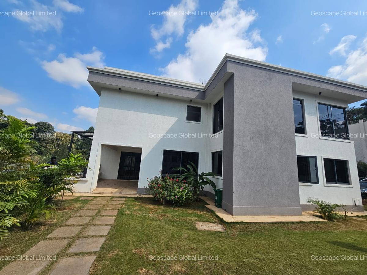 5 Bed House with En Suite in Loresho - 15