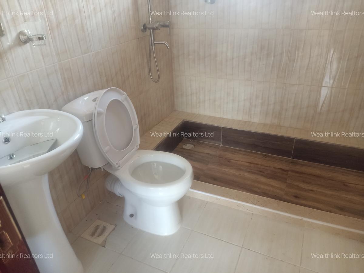 4 Bed Townhouse with Swimming Pool at Fourways Junction - 14