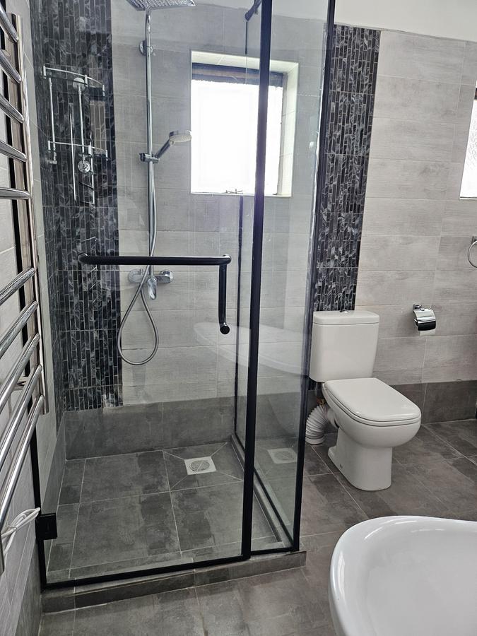 4 Bed House with En Suite at Runda - 4