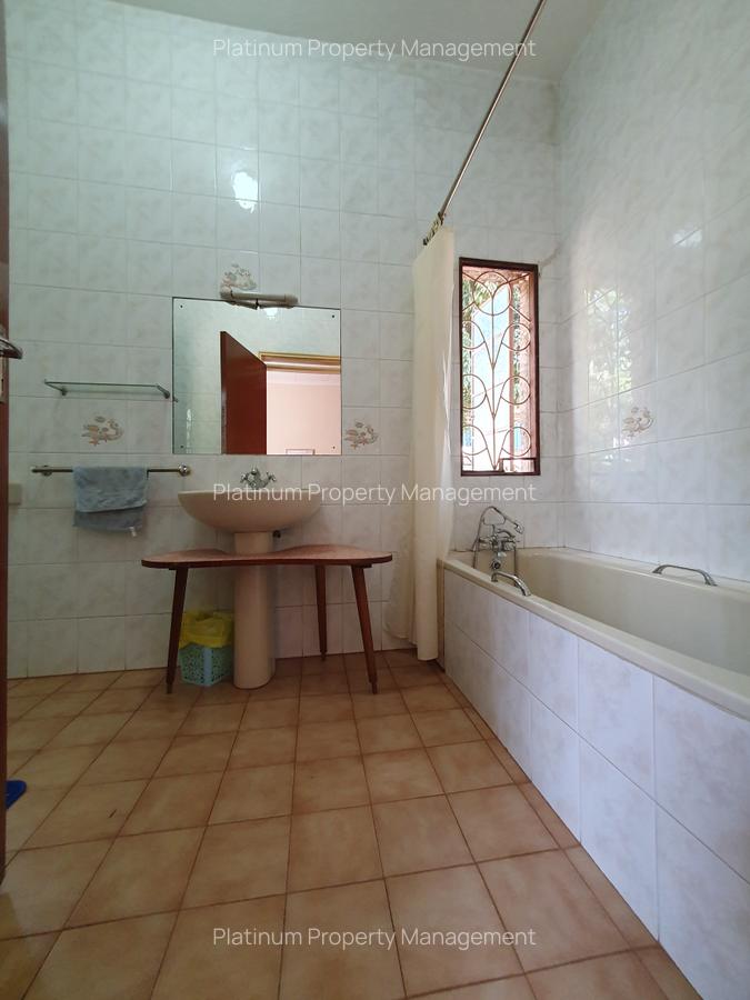 2 Bed House with En Suite at Muthaiga - 13