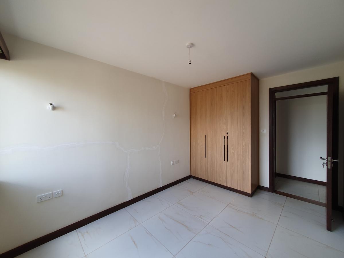 2 Bed Apartment with En Suite in General Mathenge - 11