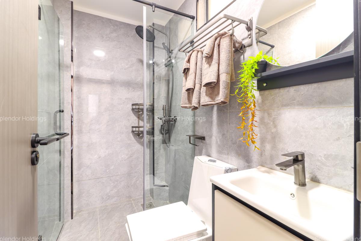 2 Bed Apartment with En Suite in Lavington - 11