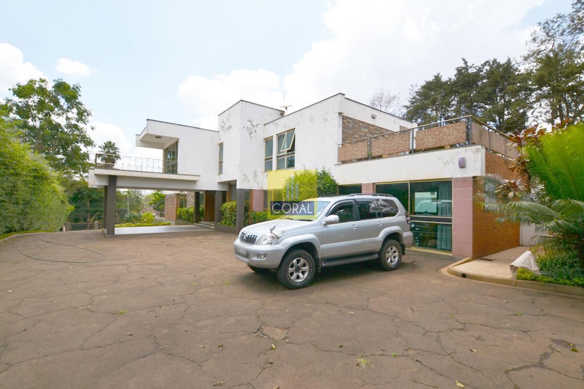 4 Bed House with Swimming Pool in Lavington - 14