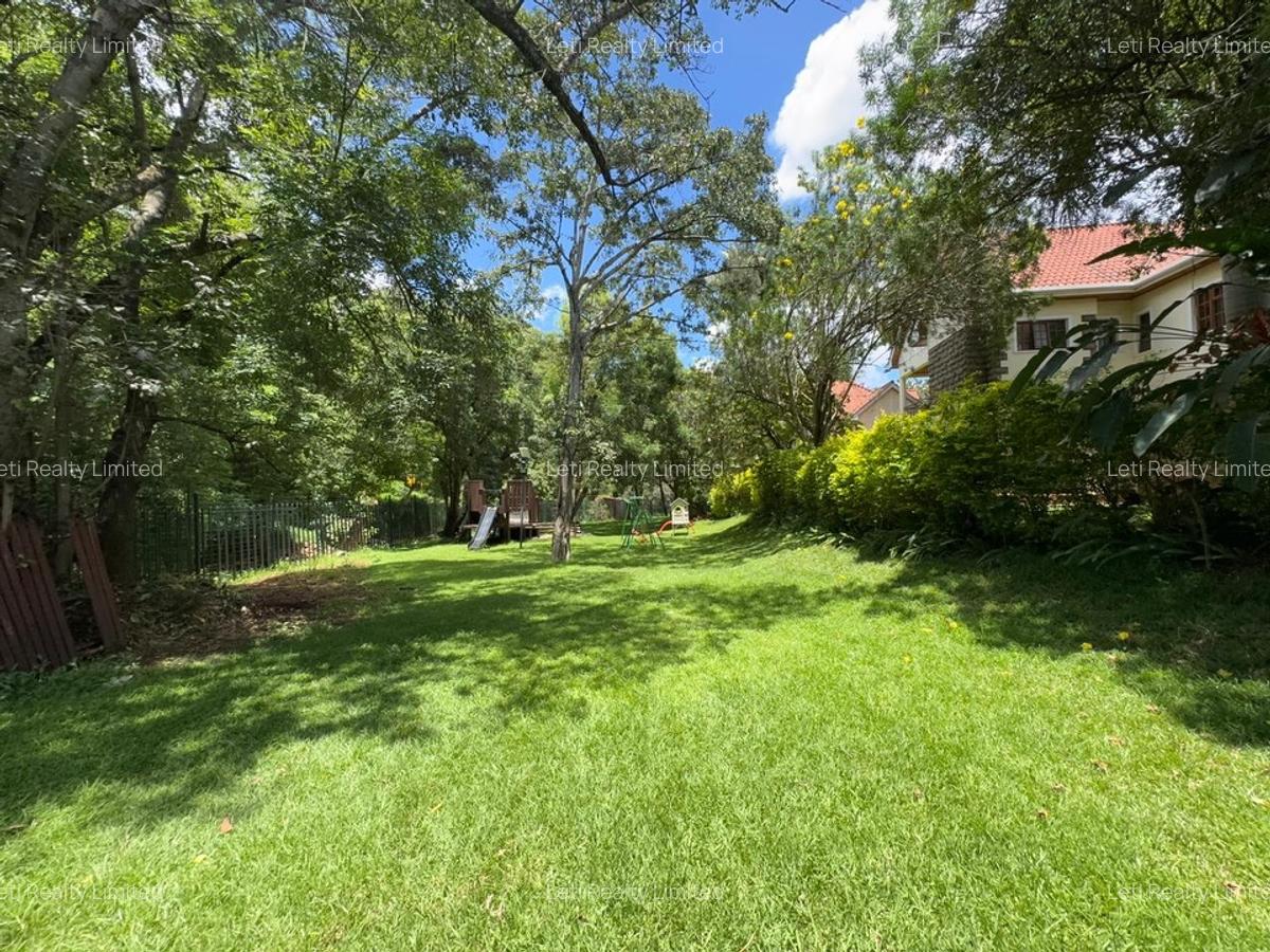 4 Bed Townhouse with En Suite in Lavington - 2