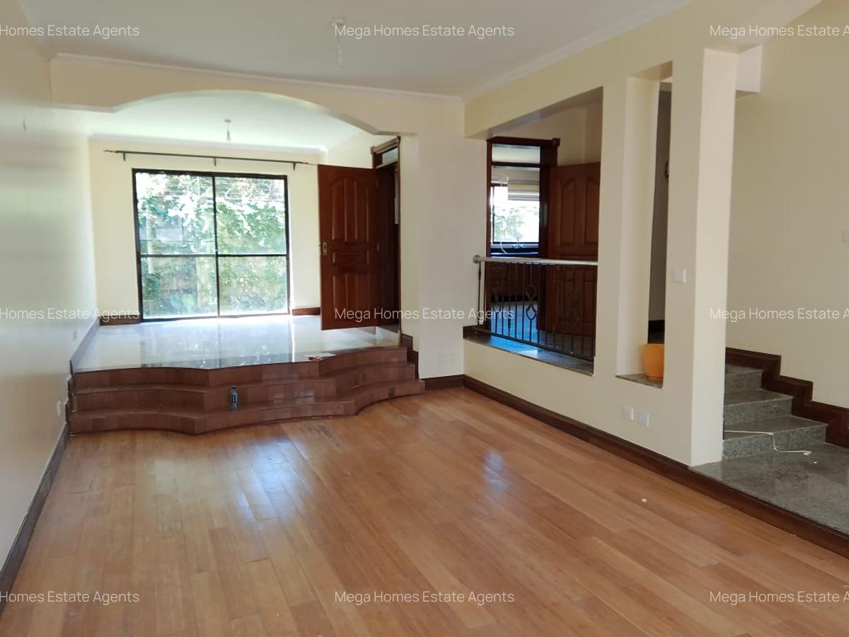 4 Bed Townhouse with En Suite in Runda - 8