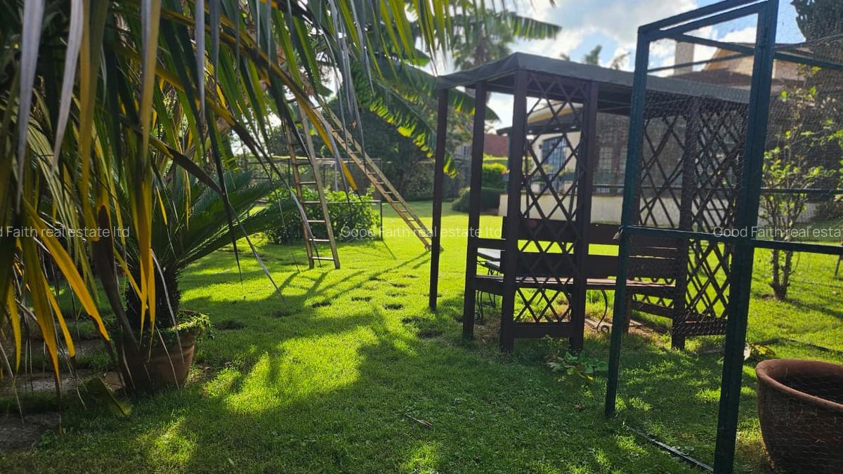 4 Bed House with En Suite in Runda - 15