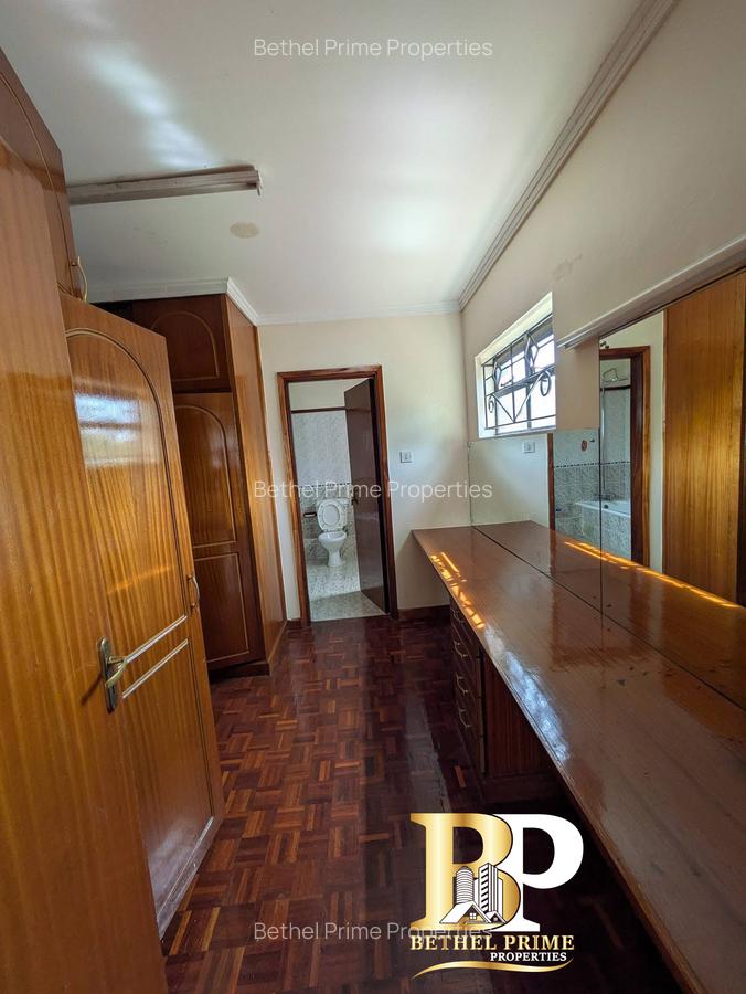 5 Bed Townhouse with En Suite in Spring Valley - 7