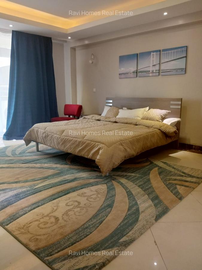 3 Bed Apartment with En Suite in Lavington - 6