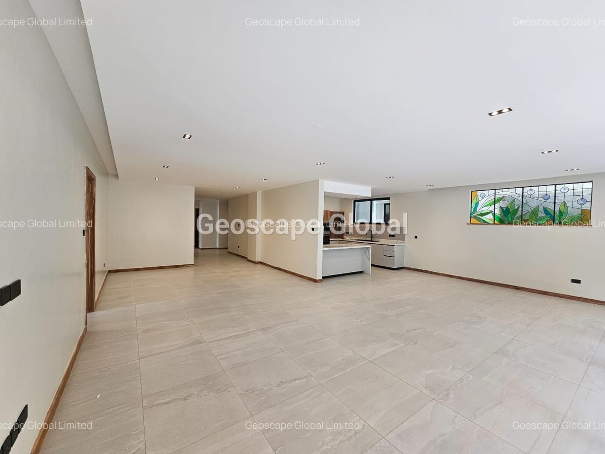 4 Bed Apartment with En Suite in Westlands Area - 3