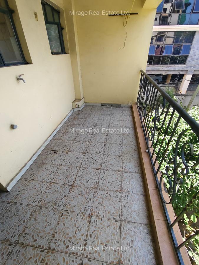 2 Bed Apartment with Parking in Kilimani - 4