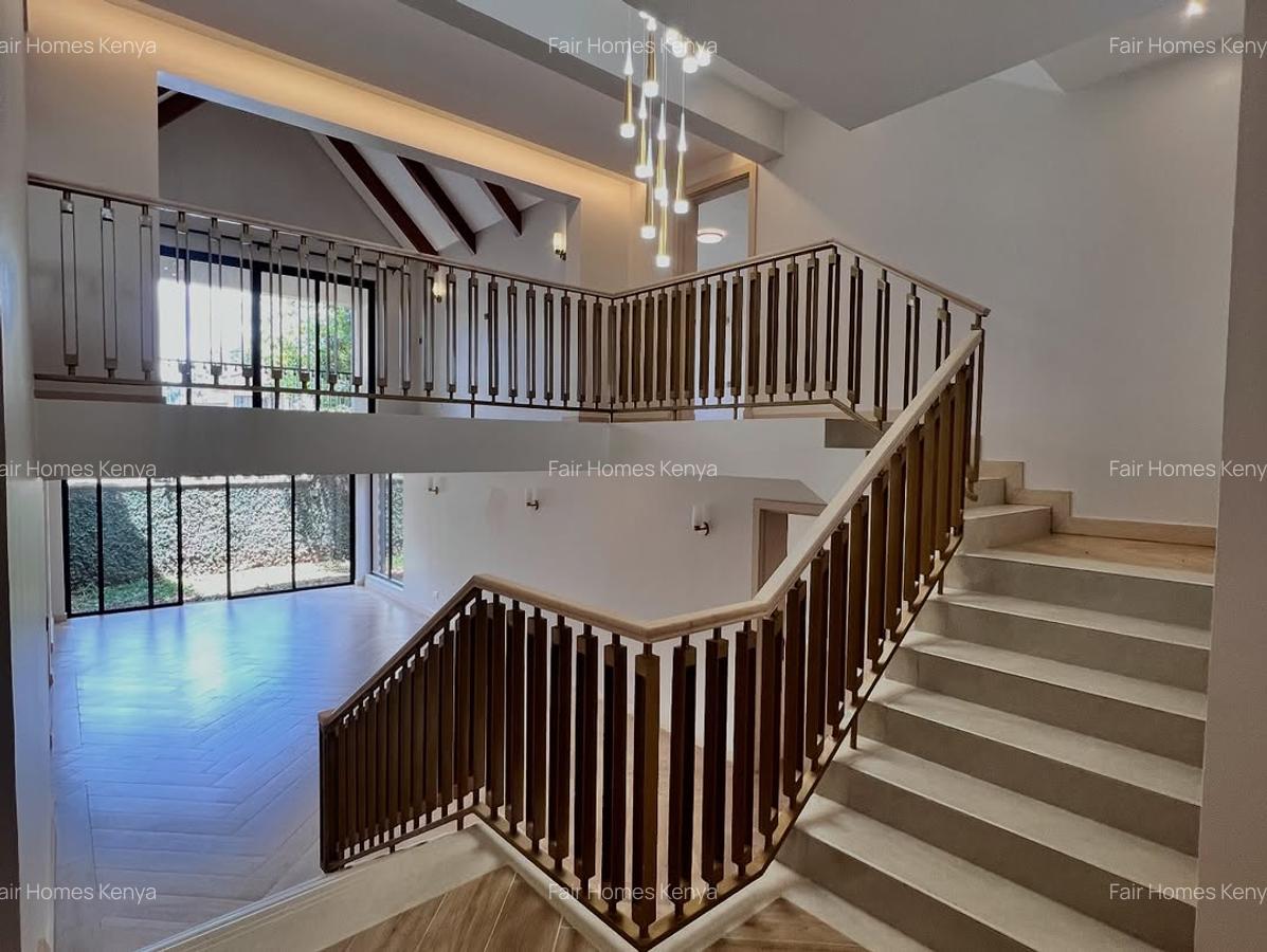 6 Bed Townhouse with En Suite at Convent Drive - 3