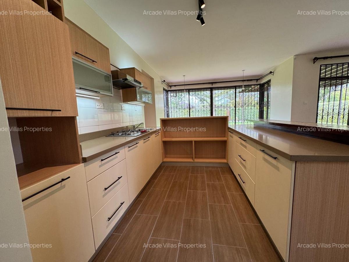 4 Bed Townhouse with En Suite in Runda - 4