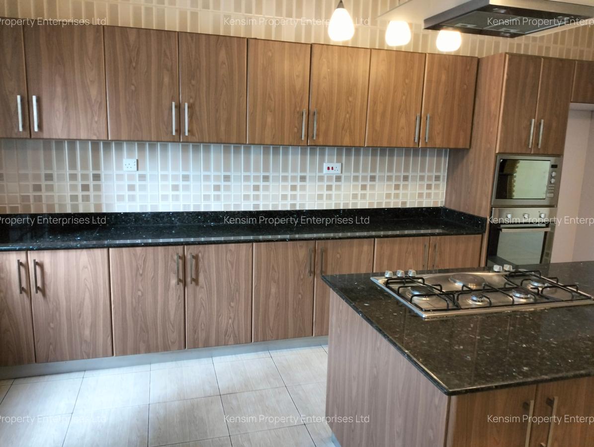 3 Bed Apartment with En Suite in Westlands Area - 6