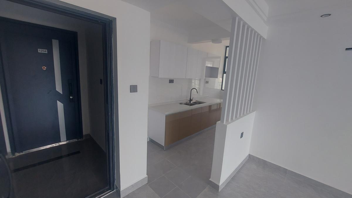 2 Bed Apartment with En Suite at Wood Avenue - 2