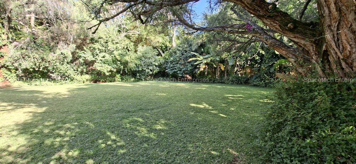 5 Bed Townhouse with En Suite in Spring Valley - 4