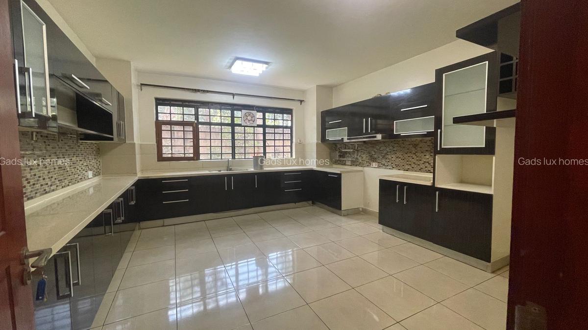 4 Bed Villa with En Suite at Kiambu - 11