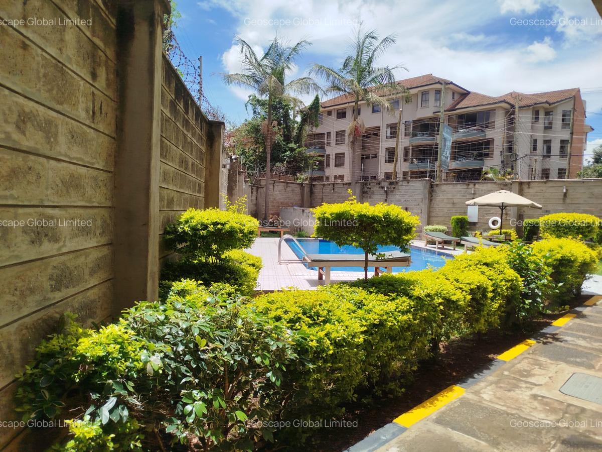 Furnished 2 Bed Apartment with En Suite in Brookside - 2