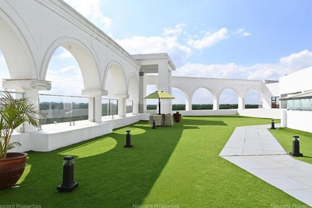 Furnished 2 Bed Apartment with En Suite at City Park Dr - 7