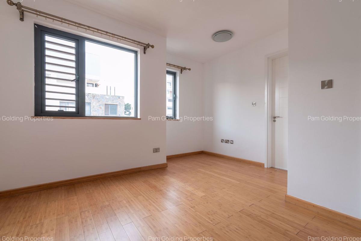 4 Bed Townhouse at Garden City - 9