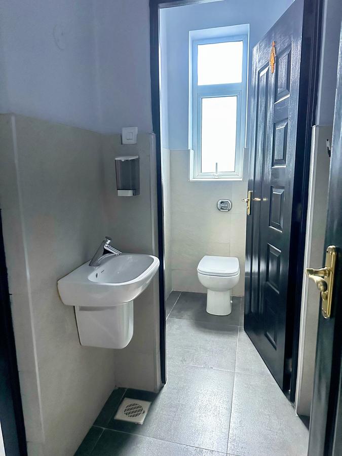 1,229 ft² Office with Service Charge Included in Westlands Area - 6