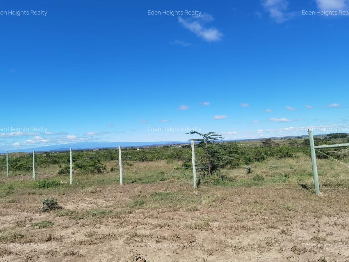 57 ac Land in Nanyuki - 5